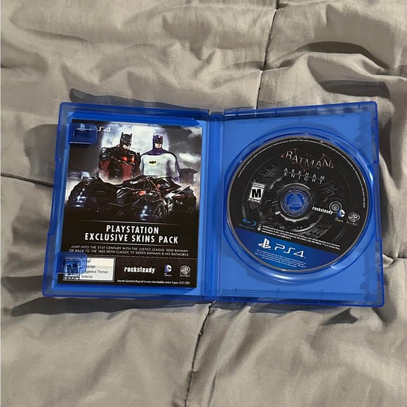 Batman: Arkham Knight (PlayStation 4, 2015) Complete Used Tested Excellent!!! - Picture 2 of 3